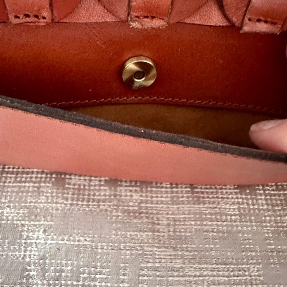 New Patricia Nash Baku Leather Clutch/Crossbody Bag - Picture 4 of 10